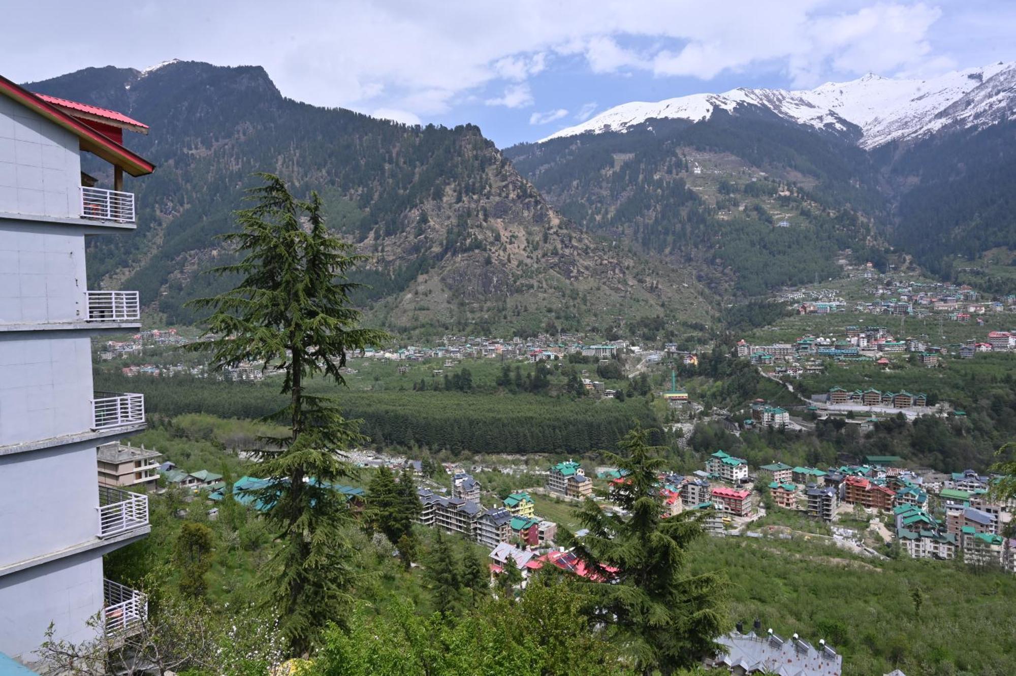 Hotel Seven Hills Manali Zewnętrze zdjęcie