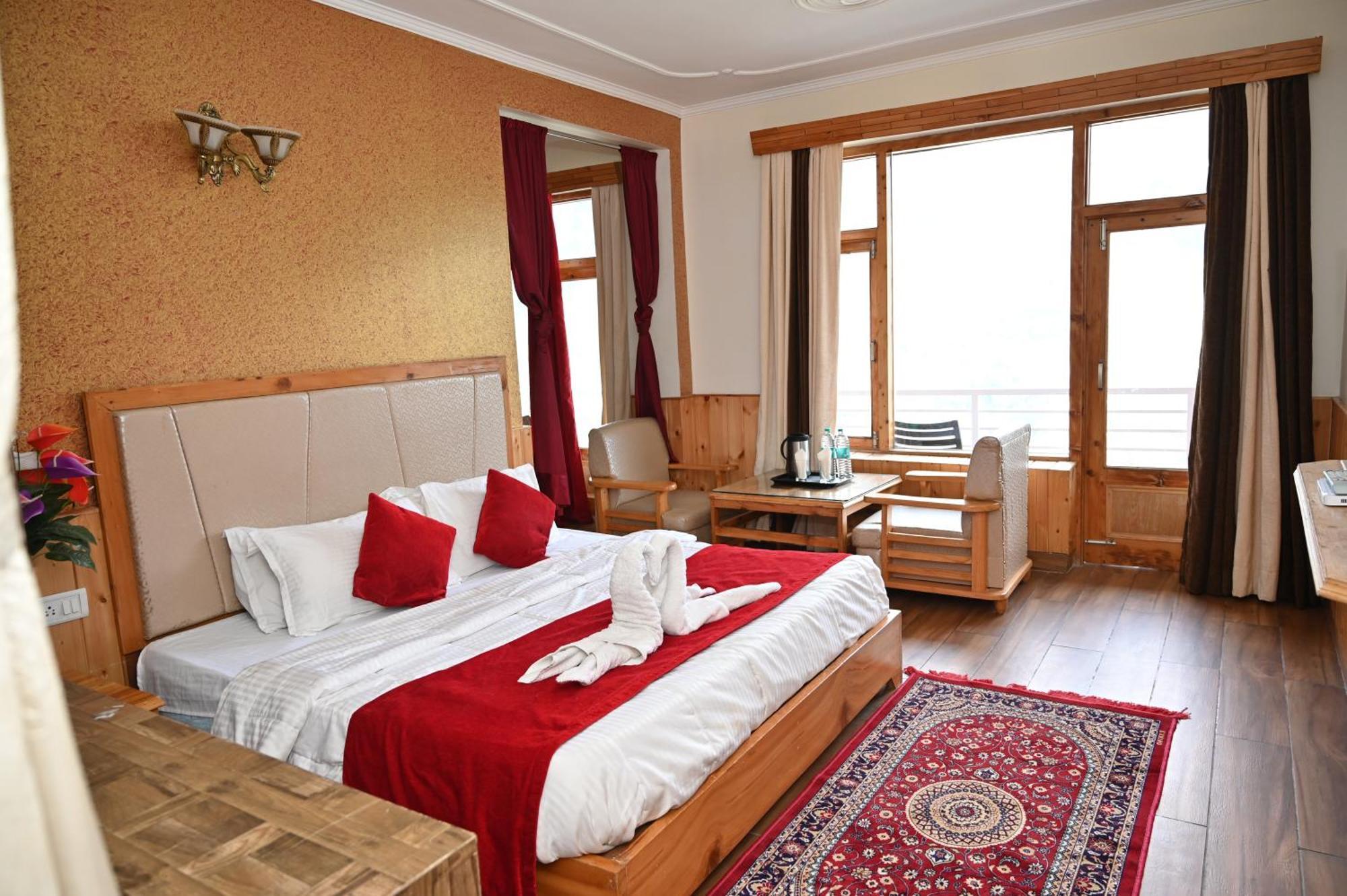 Hotel Seven Hills Manali Zewnętrze zdjęcie